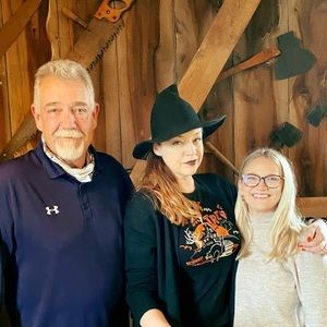 Meet your Posher, Mark